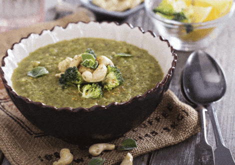 broccoli cashew soup