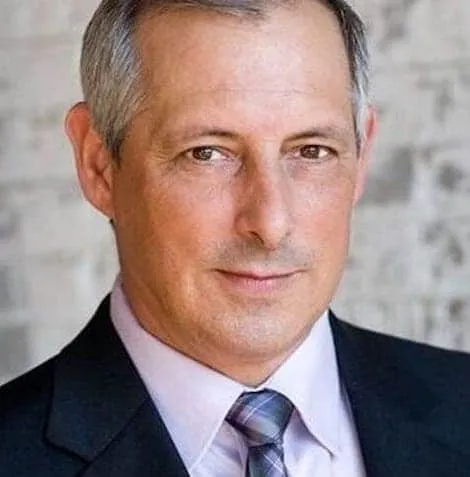 Tony Buettner 470x477 1