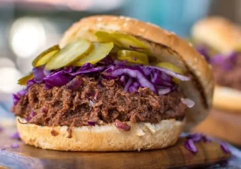 Jackfruit Pulled Pork Sandwich