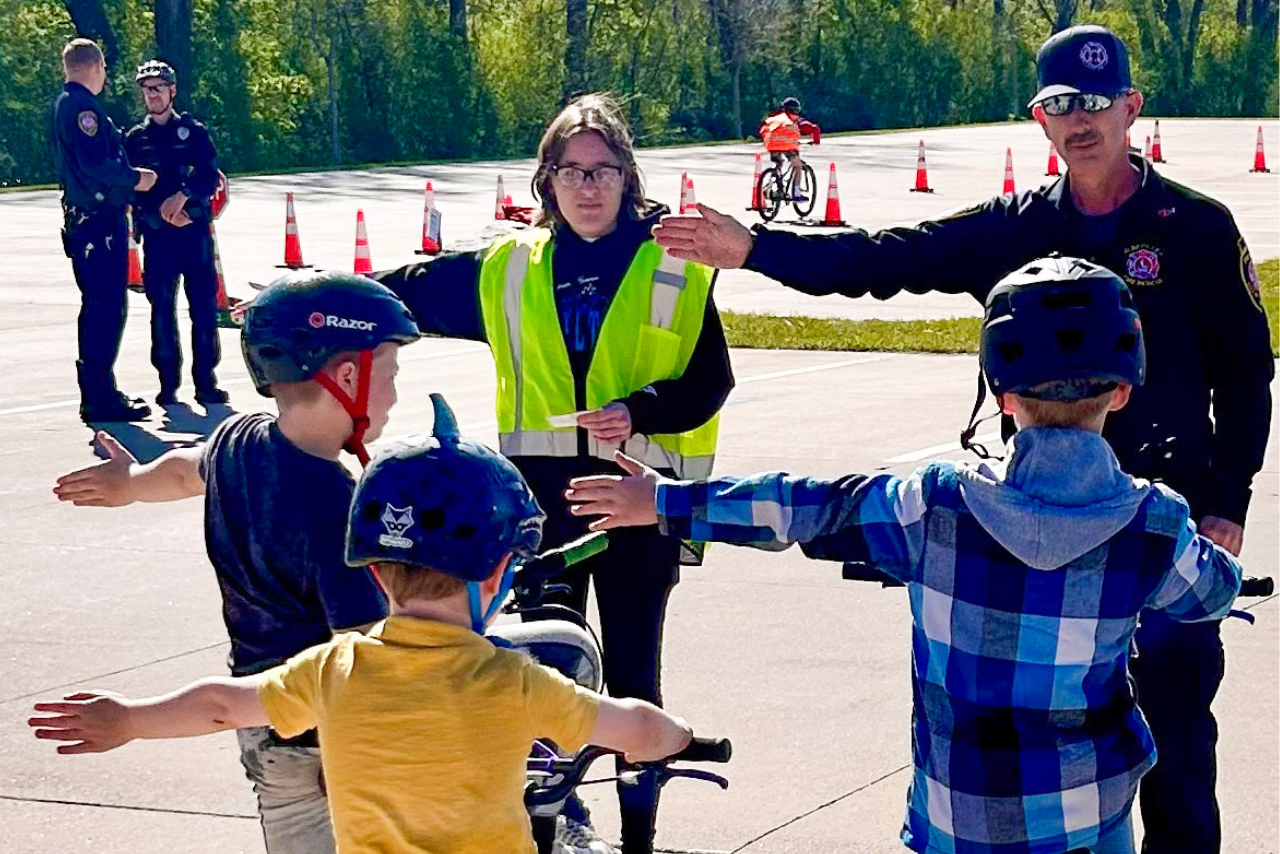 Kids Learn Hand Signals